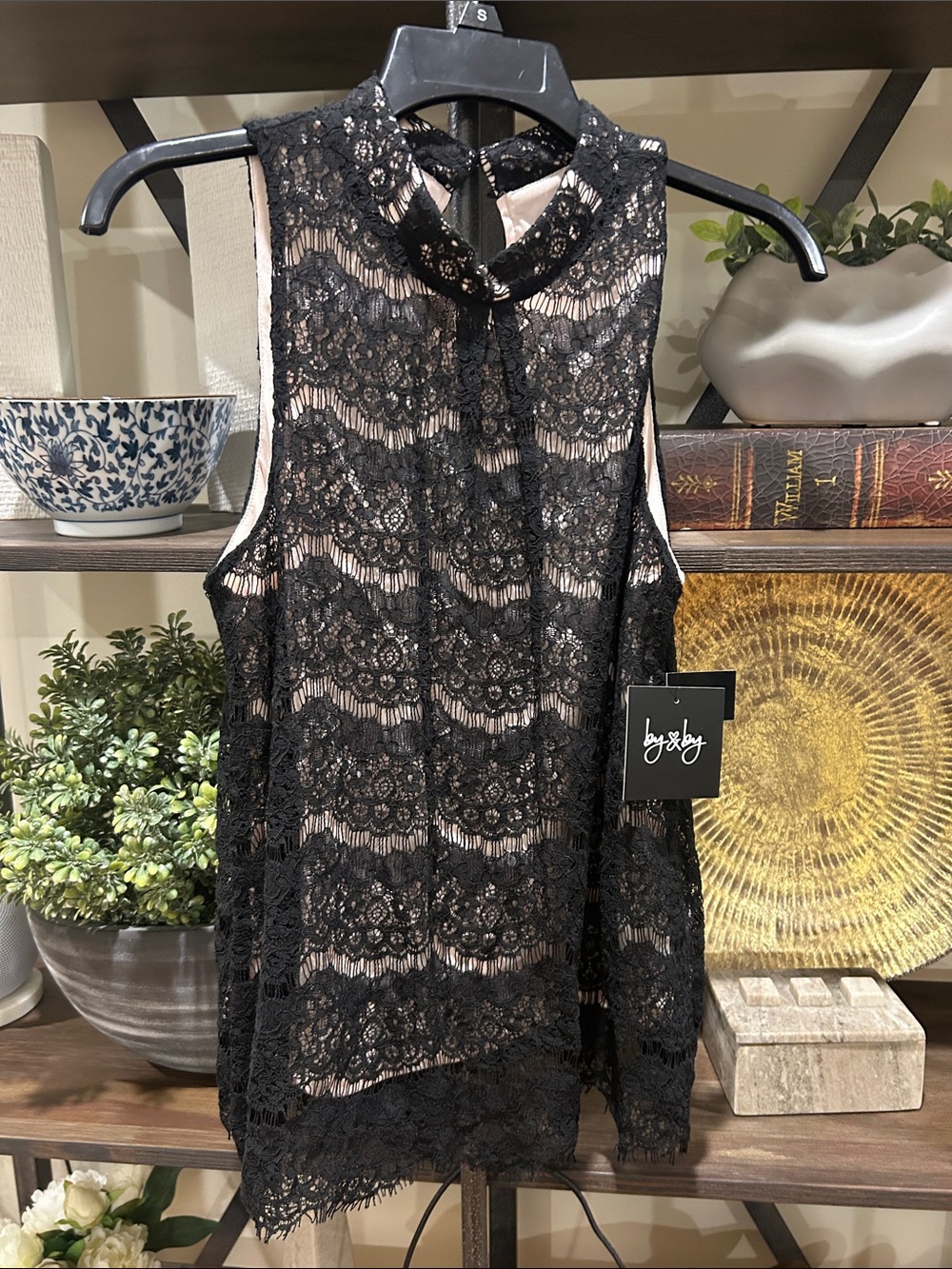 By & By medium women’s Black Lace Sleeveless Mock Neck Top